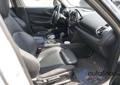 2016 Mini Clubman Cooper from USA, damaged, VIN WMWLN5C52G2B28158